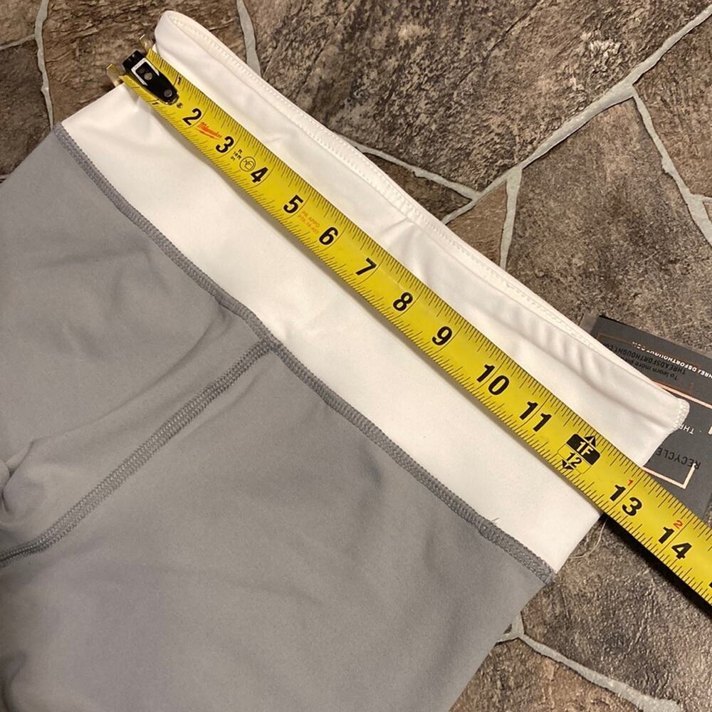 NWT Threads 4 Thought Gray White Pink Sz M Leggings - Picture 5 of 12